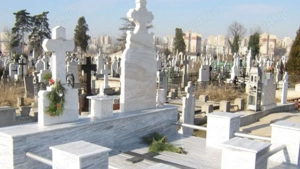 Vand locuri veci cea mai buna zonaOcazie!