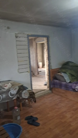 Casă bătrâneasca si teren. - imagine 6