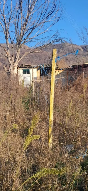 Casă bătrâneasca si teren. - imagine 8