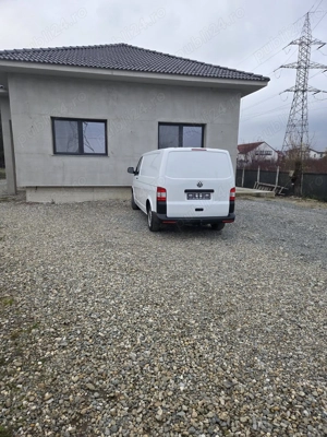 Vw Transporter T5 2.0 TDI 102 CP Modelul lung 2013 - imagine 8