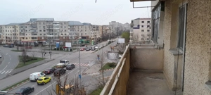 Vând Apartament decomandat 4 camere în Alexandria, pe str. București la intersecție cu Str. Ghica