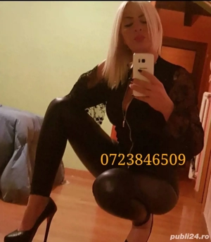 Blondy transs finuță și feminină nu cer multe non stop si placeri virtuale