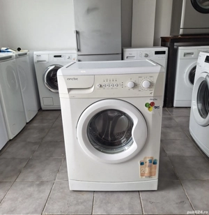 masină de spălat rufe Arctic 