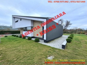 VILĂ DEOSEBITĂ    De Lux Pitești Stradală 250 Mp. Utili Teren 1400 Mp. - imagine 2