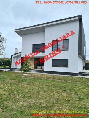 VILĂ DEOSEBITĂ    De Lux Pitești Stradală 250 Mp. Utili Teren 1400 Mp. - imagine 4