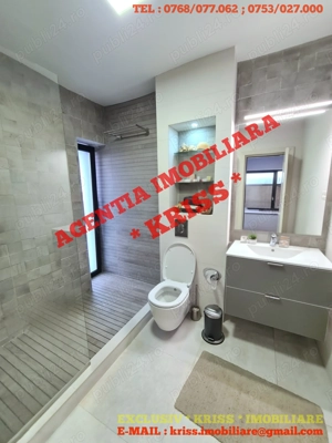 VILĂ DEOSEBITĂ    De Lux Pitești Stradală 250 Mp. Utili Teren 1400 Mp. - imagine 19