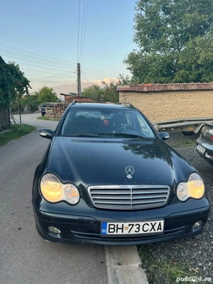 Vand Mercedes C220