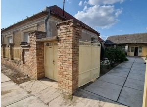 Casa cu 4 camere și teren 3217 mp.in Simand - Arad - imagine 2