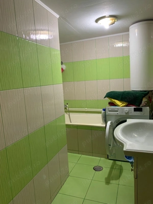 Casă individuală spațioasă de vânzare - imagine 9