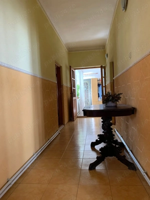 Casă individuală spațioasă de vânzare - imagine 5