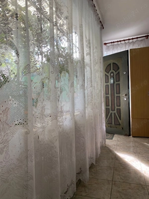 Casă individuală spațioasă de vânzare - imagine 7