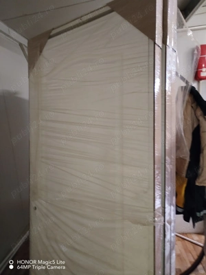 De vanzare trei usi interioare