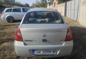 Clio Symbol 2001