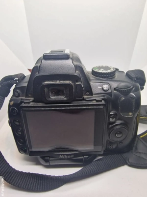 Nikon D5000 