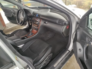 Mercedes Benz clasa C w203 2.2  - imagine 3