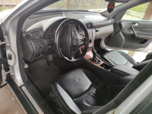 Mercedes Benz clasa C w203 2.2  - imagine 4