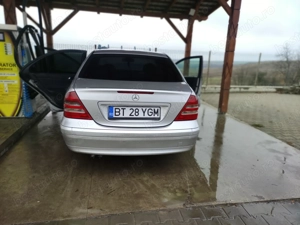 Mercedes Benz clasa C w203 2.2  - imagine 6