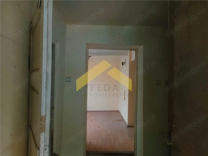 Casa cu teren 1757 mp in Sambateni de vanzare - imagine 12