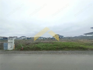 Teren intravilan de vanzare cartier Via Carmina