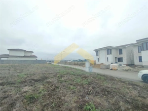 Teren intravilan de vanzare cartier Via Carmina - imagine 2