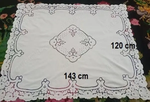 față de masă din șifon cu broderie spartă