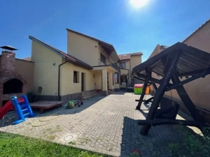 Casa moderna P+1E+M Lugoj 511mp