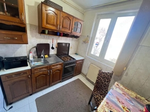 3 camere decomandat etaj 4/10 Dambovita centrala proprie