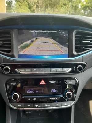 Hyundai ioniq hybrid  - imagine 2