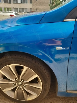 Hyundai ioniq hybrid  - imagine 3