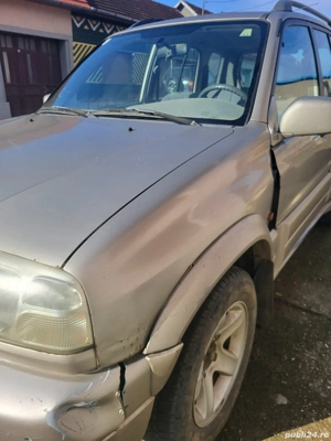Vând Suzuki Grand Vitara 2.5 V6 (150 CP), an 2001, un model clasic, robust - imagine 5