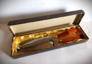 2 piese vintage pentru servit tort   desert   prăjituri (RDG)