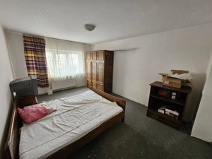  Apartament cu 2 camere de vânzare în Curtea de Argeș.