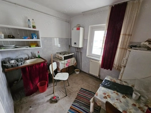  Apartament cu 2 camere de vânzare în Curtea de Argeș. - imagine 4