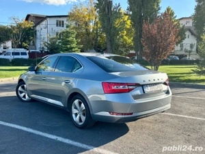 Skoda Superb plugin hybrid  - imagine 5