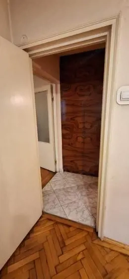 Apartament 2 camere, etaj 2, zona Garii - imagine 3