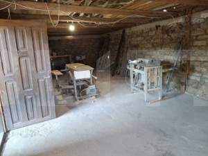 Casă, teren, anexe – Unțeni, Burlești - Proprietate cu potențial! - imagine 10