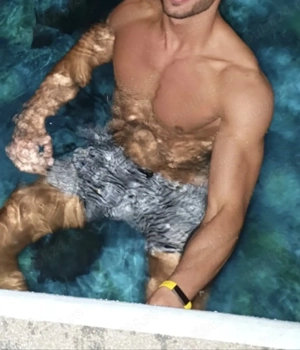 Tip activ pentru doamne, domnișoare și cupluri.