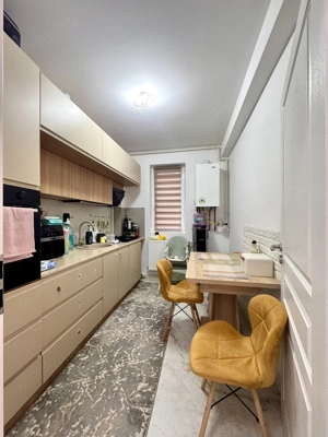 Bucatarie inchisa, Loc de parcare, Calea Urseni