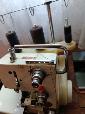 Mașina de cusut Triplok electrica 300 lei