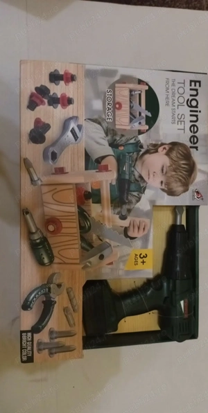 Ladita cu scule si bormasina electrica