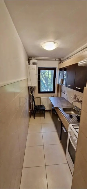 GIROCULUI - 2 Camere - Etajul 2 - Centrala proprie - imagine 3