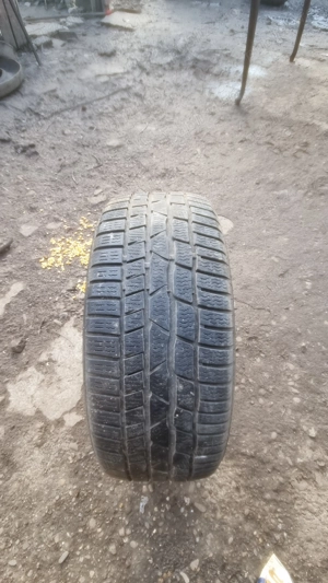 Vând Cauciucuri Continental iarnă 215/50 R17