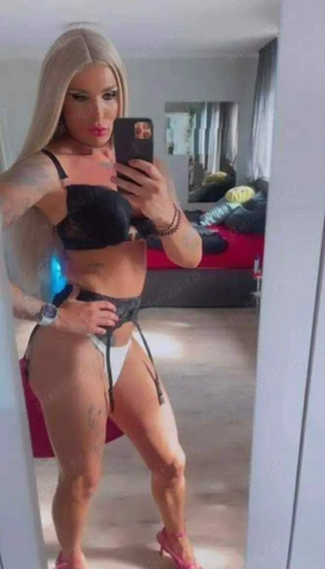 Transexuala Maria 20 ani 