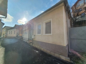 Casa individuala parter, 2 camere, central zona Avram Iancu Brasov