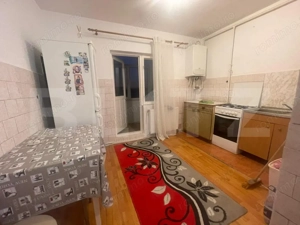 Apartament 3 camere, 70 mp si balcon inchis  - imagine 7