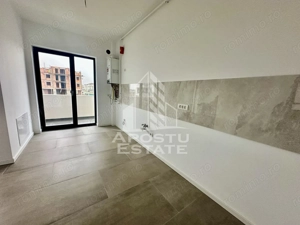 Apartament cu 2 camere, semidecomandat, etaj 1, zona Planetelor Giroc - imagine 4