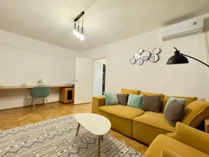 Aproape de centru, amenajat si intr-un bloc izolat termic. Centrala termica proprie. - imagine 3