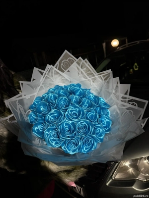 Buchete trandafiri din satin 