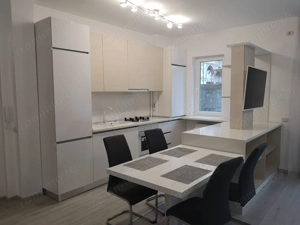 2 camere | parter | gradina proprie| mobilat | centrala proprie | zona excelenta