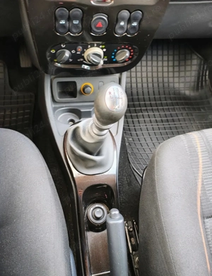 Dacia Duster 1.5 dCi 4x2 Laureate - imagine 10